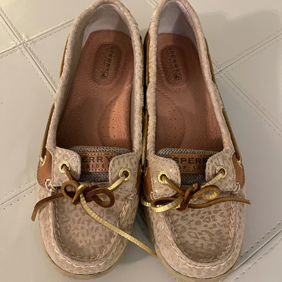 Sperry leopard sliders - Picture 1 of 9